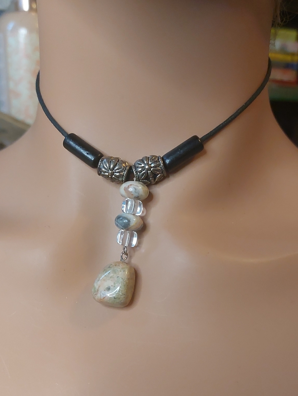 💚3/$25 Boho Leather Cord Natural Stone Drop Choker Necklace